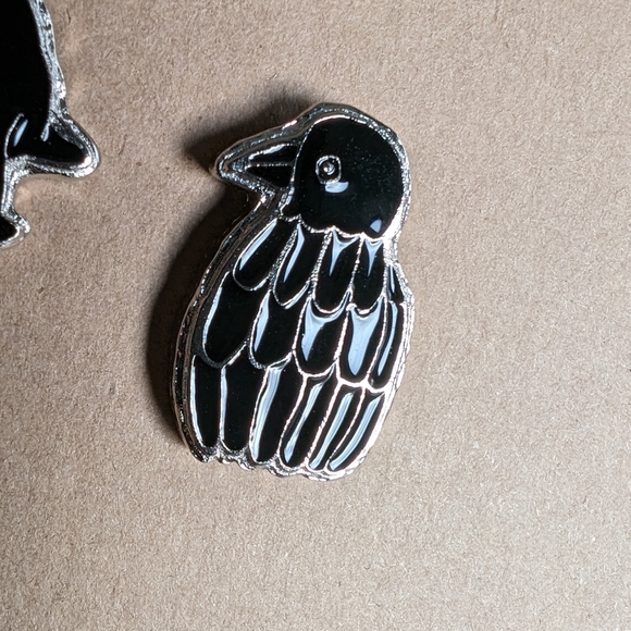 Chanel Enamel Animal Pin Set Spring 2023 Collection by Virginie Viard - Picture 4 of 6